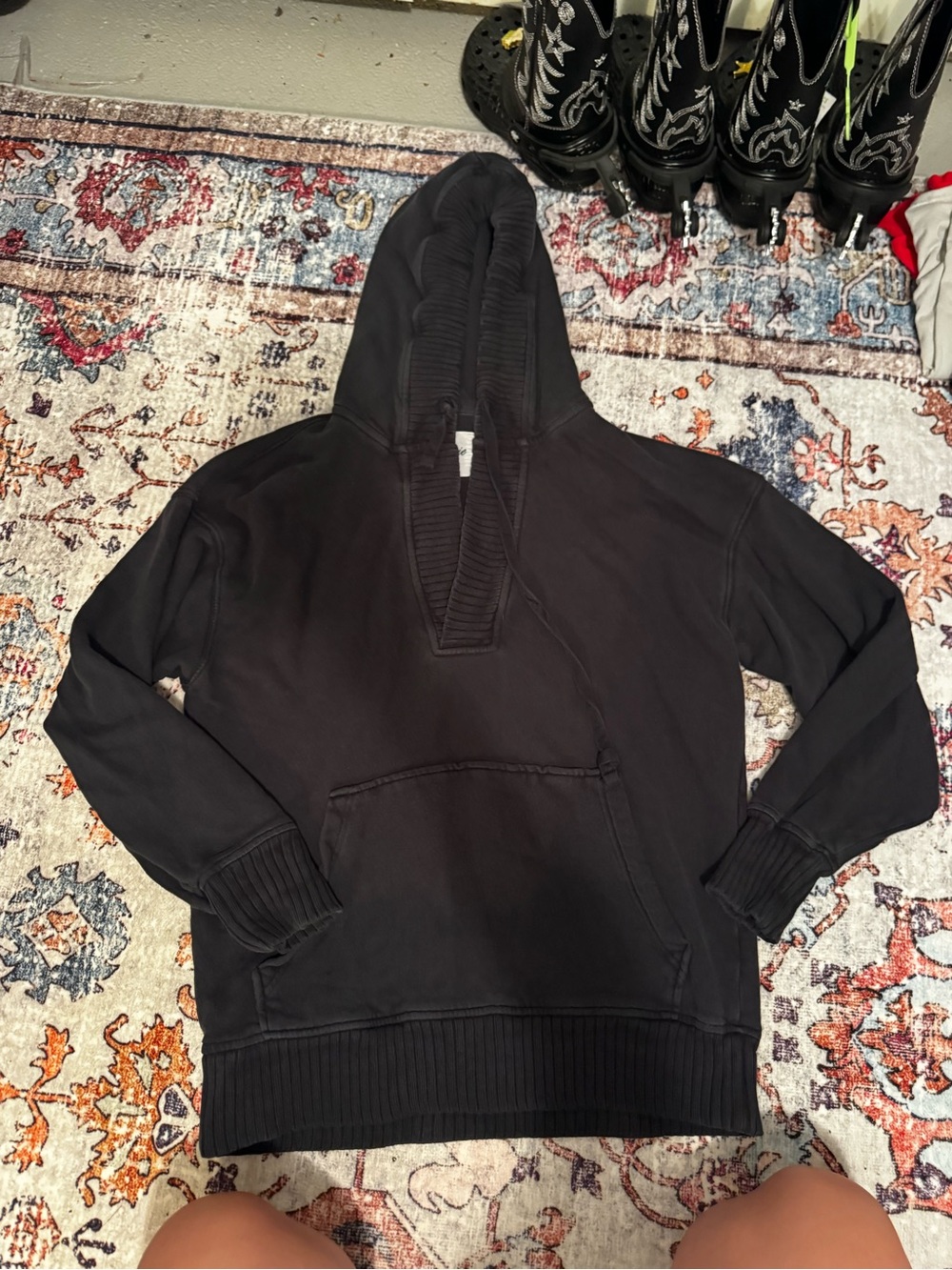 aerie Black Women's Hooded Pullover Sweatshirt